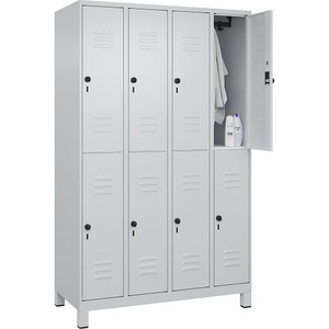 C+P Doppelstock-Spind Classic PLUS, 4 Abteile, lichtgrau, HxB 1950 x 1200 mm, mit Füßen, Drehriegel