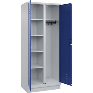 C+P Putzmittelspind Classic PLUS, 1 Abteil, Trennwand mittig, lichtgrau / enzianblau, B 800 mm, mit Bodensockel, Drehriegel