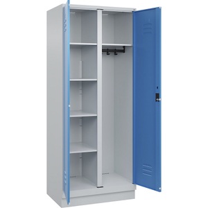 C+P Putzmittelspind Classic PLUS, 1 Abteil, Trennwand mittig, lichtgrau / lichtblau, B 800 mm, mit Bodensockel, Zylinderschloss