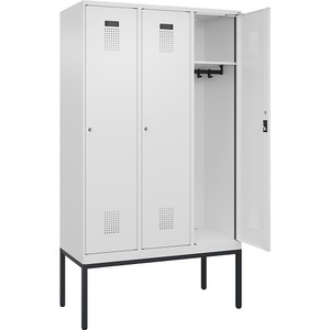 CP, C+P Spind Evolo PLUS, 3 Abteile, verkehrsweiß, B 1200 mm, mit schmalen Füßen, Zylinderschloss, C+P Spind Evolo PLUS, 3 Abteile, verkehrsweiß, B 1200 mm, mit schmalen Füßen, Zylinderschloss