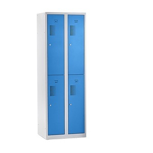 QUIPO, QUIPO Spind, 4 Abteile, Breite 600 mm HxT 1800 x 500 mm Türfarbe Lichtblau, Korpus lichtgrau, eurokraft basic Garderobenspind Amsterdam, doppelstöckig, 2 Abteile, Breite 600 mm, 4 Fächer, lichtgrau / lichtblau
