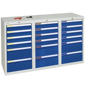 undefined, Schubladenschrank HxBxT 900 x 1500 x 500 mm, 12 Schubladen 100 mm, 6 Schubladen 200 mm hoch Korpus grau, Schubladen enzianblau, stumpf® Schubladenschrank, Schubladen 12x100 + 6x200 mm, HxBxT 900 x 1.500 x 500 mm, lichtgrau/enzianblau