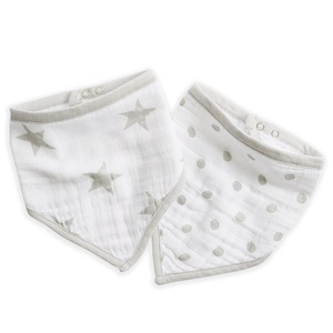 ADEN, aden ® Bandana Lätzchen dusty grau 2er Pack, 
