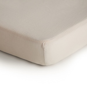 Mushie, mushie Spannbetttuch Fog Medium 60 x 120 cm, 