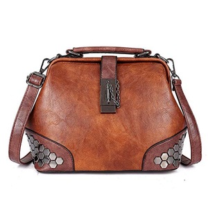 Lighinthebox, Gothic Niet Arzt Stil Cross Body Eimer Schulter Handtasche für Frauen (schwarz) Lightinthebox