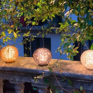 KARTELL, Kartell Mini Planet Akku-Tischleuchte, gelb, Schnurlosleuchte Mini Planet LED plastikmaterial gelb / LED - Ø 16 x H 14 cm / Dimmer - Kartell gelb en plastikmaterial