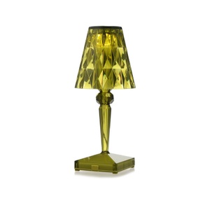 KARTELL, Kartell Battery - LED-Tischlampe IP54, grün, Kabellose, wiederaufladbare Außenlampe Battery LED plastikmaterial grün / kabellos - mit USB-Ladeoption - Kartell grün en plastikmaterial