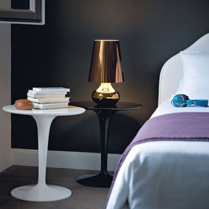 KARTELL, Kartell Cindy LED-Nachttischlampe, grau metallic, KARTELL - Tischleuchte CINDY - 24/24/42 cm