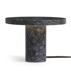 New Works, New Works Core LED-Tischleuchte aus Granit, 