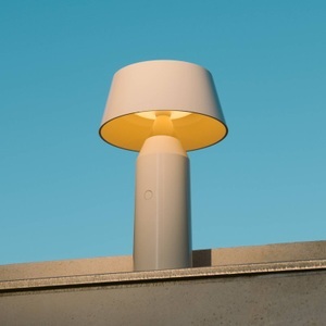 Marset, Bicoca Lampe ohne Kabel - Marset weiß en plastikmaterial, MARSET Bicoca LED-Akku-Tischleuchte perlweiß