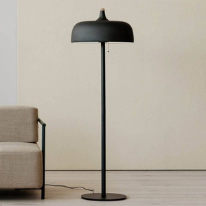 Northern, Northern Acorn Stehleuchte schwarz matt, Stehleuchte Acorn metall schwarz / Ø 48 x H 148 cm - Northern schwarz en metall