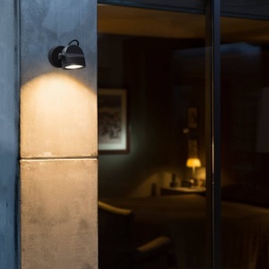 Lorefar (FARO), Alfa - neigbarer LED-Außenwandstrahler, IP65, Alfa - neigbarer LED-Außenwandstrahler, IP65