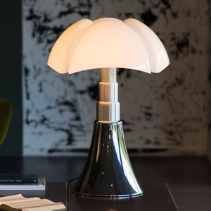 Martinelli Luce, Pipistrello 4.0 Tunable White Tischleuchte / Bluetooth - H 66 bis 86 cm - Martinelli Luce schwarz en metall/plastikmaterial, Martinelli Luce Pipistrello CCT Casambi titan