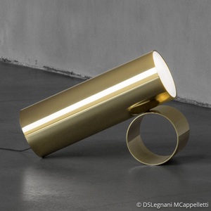 Flos, Flos - Stehleuchte SAWARU - Metall - gold - 15/30/43 cm, Bodenleuchte Sawaru LED gold metall / L 43 cm - Verstellbar - Flos metall en metall