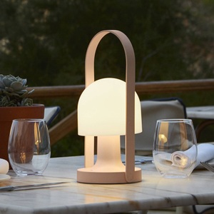 Marset, MARSET FollowMe LED-Akku-Tischlampe, rosa, MARSET FollowMe LED-Akku-Tischlampe, rosa