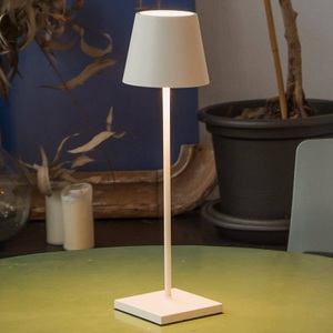 Lorefar (FARO), Tragbare LED-Tischlampe Toc mit USB-Charger, IP54, LED-Tischlampe Toc mit USB-Charger, IP54, weiß