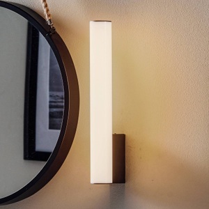Helestra, Helestra Loom LED-Spiegelleuchte schwarz 30 cm, Helestra Loom LED-Spiegelleuchte schwarz 30 cm