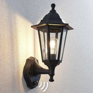 Lampenwelt.com, Außenwandleuchte Nane in Laternenform mit Sensor, Außenwandleuchte Nane in Laternenform mit Sensor