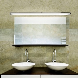 Pujol, Arcos - vielseitige Wandleuchte in Chrom, 150 cm, 