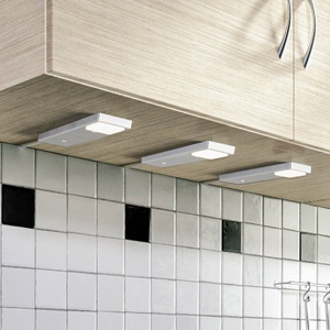 Lampenwelt.com, LED-Unterbauleuchte Amaryll, 3er-Set, Lindby Amaryll LED-Unterbauleuchte, 3er-Set silber