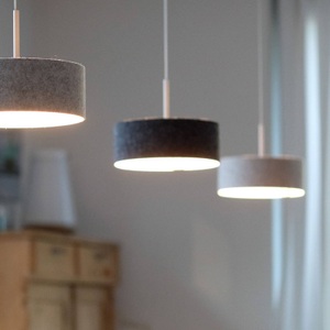 Domus, LED-Hängeleuchte LARAfelt S, Ø20cm, graphit/weiß, LED-Hängeleuchte LARAfelt S, Ø20cm, graphit/weiß