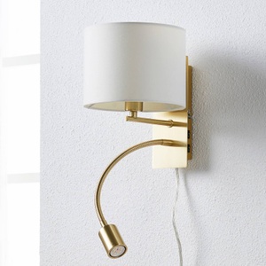 Lampenwelt.com, Messingfarbene Wandlampe Florens m LED-Leseleuchte, Lindby Wandlampe Florens, messing, LED-Leselampe, 23,5 cm