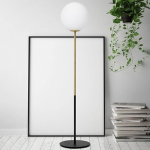 Sforzin, Messing-Stehleuchte Jugen einflammig, Stehleuchte Jugen, schwarz/gold, einflammig