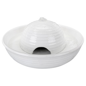 Trixie, Trixie Trinkbrunnen Vital Flow 0.8l weiss, Trixie Keramik Trinkbrunnen Vital Flow - Trinkbrunnen Vital Flow Mini 800 ml, weiss