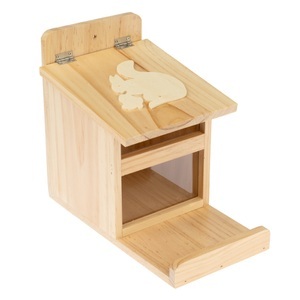 TIAKI, TIAKI Eichhörnchen Futterstation - L 16 x B 26 x H 22 cm, TIAKI Eichhörnchen Futterstation - L 16 x B 26 x H 22 cm