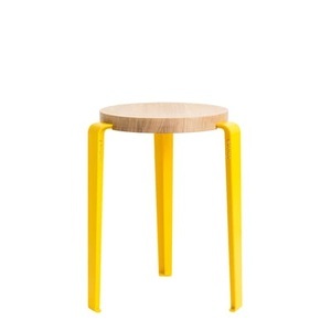 TIPTOE, Lou Stappelbarer Hocker / H 45 cm - Stahl & Eiche - TIPTOE gelb/holz natur en metall/holz, Stappelbarer Hocker Lou metall gelb holz natur / H 45 cm - Stahl & Eiche - TIPTOE holz natur en holz