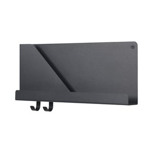 Muuto, Folded Small Regal / L 50 cm - Metall - 2 Haken + 1 Ablagefach - Muuto schwarz en metall, Regal Folded Small metall schwarz / L 50 cm - Metall - 2 Haken + 1 Ablagefach - Muuto schwarz en metall