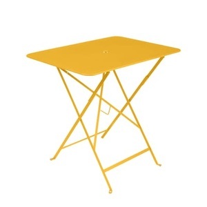 Fermob, Klapptisch Bistro metall gelb / 77 x 57 cm - 4 Personen / Sonnenschirm-Loch - Fermob en, Klapptisch Bistro metall gelb / 77 x 57 cm - 4 Personen / Sonnenschirm-Loch - Fermob en