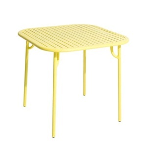 Petite Friture, Week-end quadratischer Tisch / 85 x 85 cm - Aluminium - Petite Friture gelb en metall, quadratischer Tisch Week-end metall gelb / 85 x 85 cm - Aluminium - Petite Friture gelb en metall