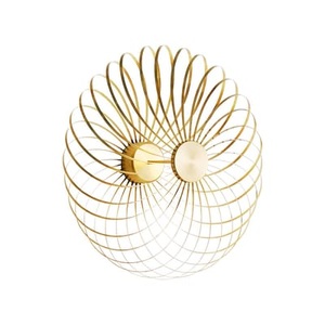 Tom Dixon, Wandleuchte Spring Surface LED metall gold / Ø 58 cm - Flexible Stahlbänder - Tom Dixon gold en metall, Wandleuchte Spring Surface LED metall gold / Ø 58 cm - Flexible Stahlbänder - Tom Dixon gold en metall