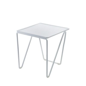 Serax, Fish & Fish Beistelltisch / 30 x 30 x H 42 cm - Metall-Lochblech - Serax weiß en metall, Beistelltisch Fish & Fish metall weiß / 30 x 30 x H 42 cm - Metall-Lochblech - Serax weiß en metall