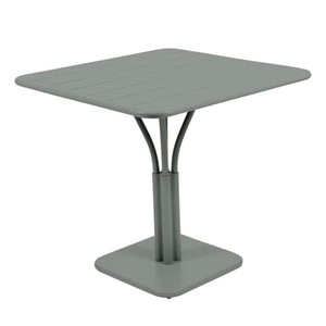 Fermob, Luxembourg quadratischer Tisch / 80 x 80 cm - Mittelfuß & Sonnenschirm-Loch - Fermob en, quadratischer Tisch Luxembourg metall grau / 80 x 80 cm - Mittelfuß & Sonnenschirm-Loch - Fermob en