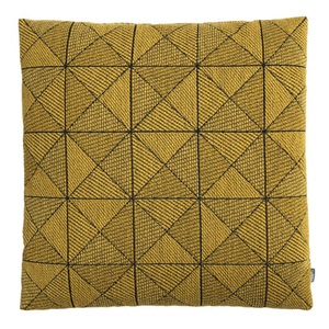 Muuto, Muuto Tile Kissen gelb, Kissen Tile textil gelb schwarz / 50 x 50 cm - Muuto schwarz en textil