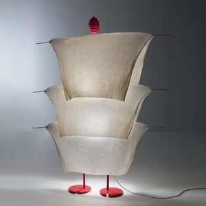 Ingo Maurer, Stehleuchte The MaMo Nouchies LED papierfaser beige / Walking In The Rain - Ingo Maurer beige en papierfaser, Stehleuchte The MaMo Nouchies LED papierfaser beige / Walking In The Rain - Ingo Maurer beige en papierfaser