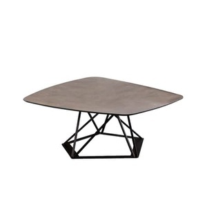 Zeus, Couchtisch Poliedrik metall holz corian braun kupfer / Laminat mit Rostoptik - L 87 cm - Zeus braun en metall, Couchtisch Poliedrik metall holz corian braun kupfer / Laminat mit Rostoptik - L 87 cm - Zeus kupfer en corian