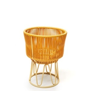 Ames, Circo 1 Übertopf / Ø 36 x H 48 cm - ames gelb en plastikmaterial, Übertopf Circo 1 plastikmaterial gelb / Ø 36 x H 48 cm - ames gelb en plastikmaterial