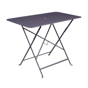 Fermob, Bistro Klapptisch / 97 x 57 cm - für 4 Personen - mit Sonnenschirmloch - Fermob violett en metall, Klapptisch Bistro metall violett / 97 x 57 cm - für 4 Personen - mit Sonnenschirmloch - Fermob violett en metall