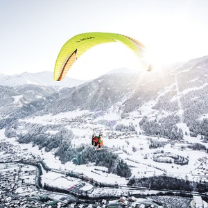 SMARTBOX, 1 Gleitschirm-tandemflug In 20 Minuten Über Die Schweizer Alpen Für 1 Person - Geschenkbox Unisex, 1 Gleitschirm-Tandemflug in 20 Minuten über die Schweizer Alpen für 1 Person
