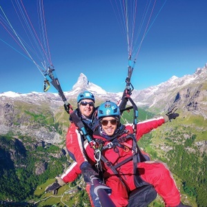 SMARTBOX, Tandem-gleitschirmflug: 40 Min. Adrenalin Über Der Landschaft Von Zermatt - Geschenkbox Unisex, Tandem-Gleitschirmflug: 40 Min. Adrenalin über der Landschaft von Zermatt