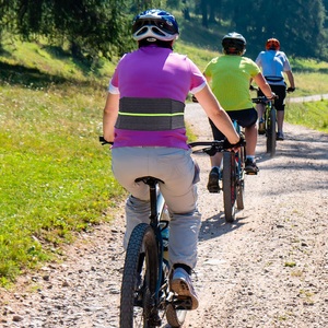 Hydas, Hydas Stützbandage »Fahrrad Stützgürtel«, (1 tlg.), Hydas Stützbandage »Fahrrad Stützgürtel für eine gerade Haltung«, mit Rückentasche
