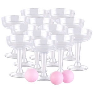 Infactory, infactory Trinkspiel-Set Prosecco Pong mit 12 Sektgläsern (je 125 ml) & 3 Bällen, Trinkspiel-Set Prosecco Pong mit 12 Sektgläsern (je 125 ml) & 3 Bällen