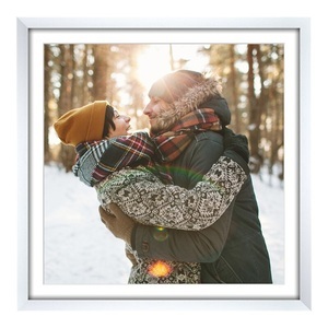 myposter, Foto auf Hahnemühle Papier im Bilderrahmen Holz gemasert in weiß im Format 45 x 30 cm, 