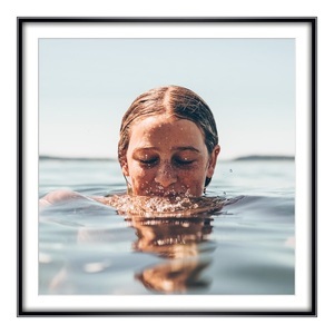 myposter, Poster im Bilderrahmen Alu rund in schwarz im Format 35 x 28 cm, 