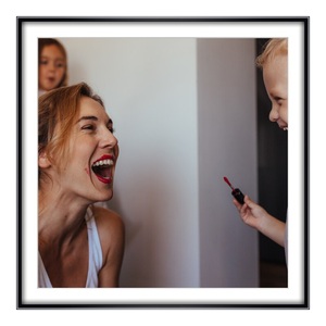 myposter, Fotoabzug auf Hahnemühle im Alurahmen rund in schwarz im Format 60 x 45 cm, 