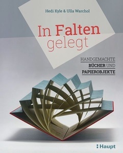 undefined, In Falten gelegt, In Falten gelegt