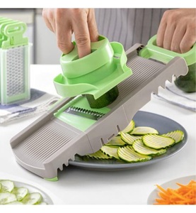 InnovaGoods, InnovaGoods - Gemüsehobel 6 in 1, Klappbare Raffel 6-in-1